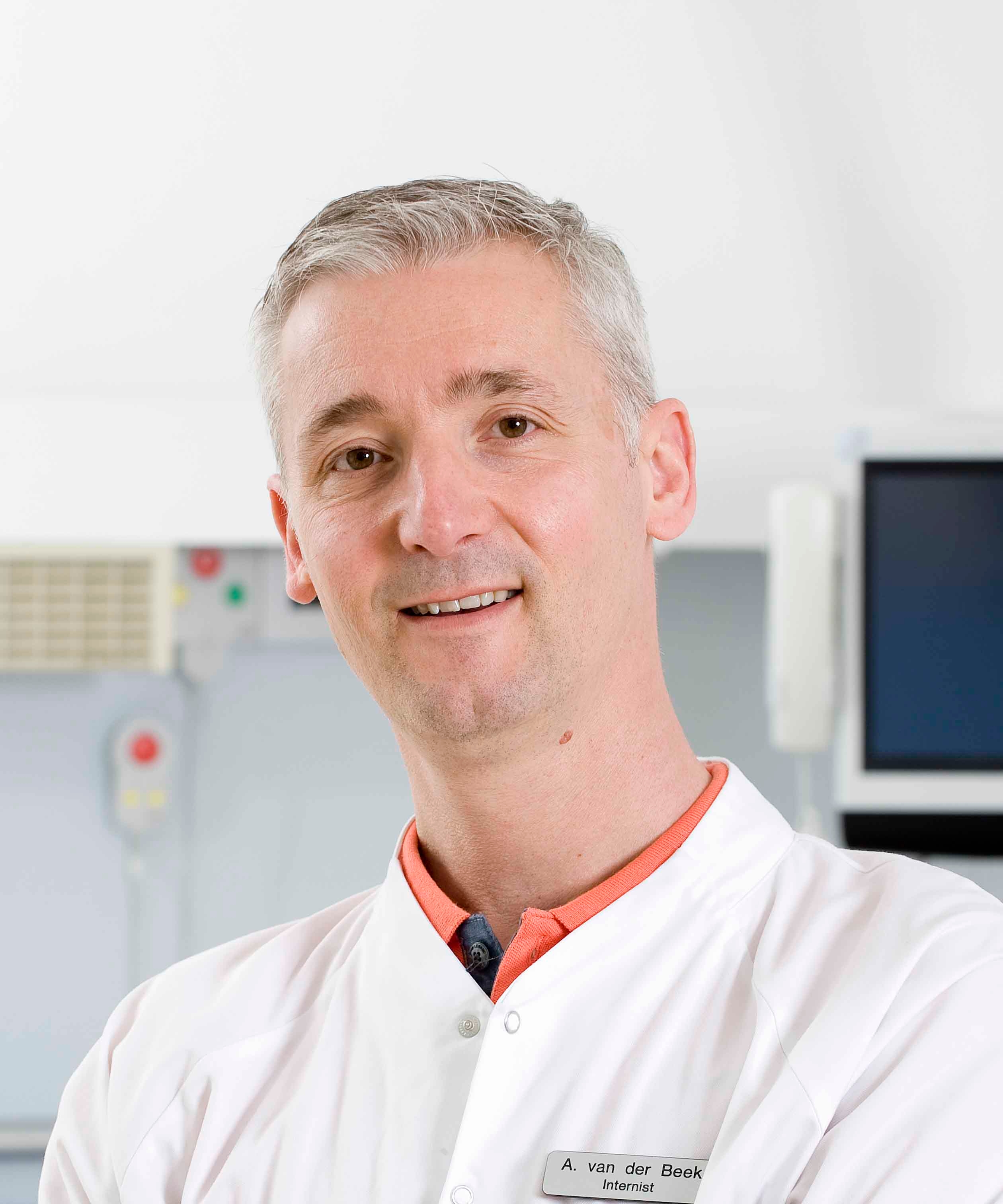 A.Van Der Beek Internist Endoscopist