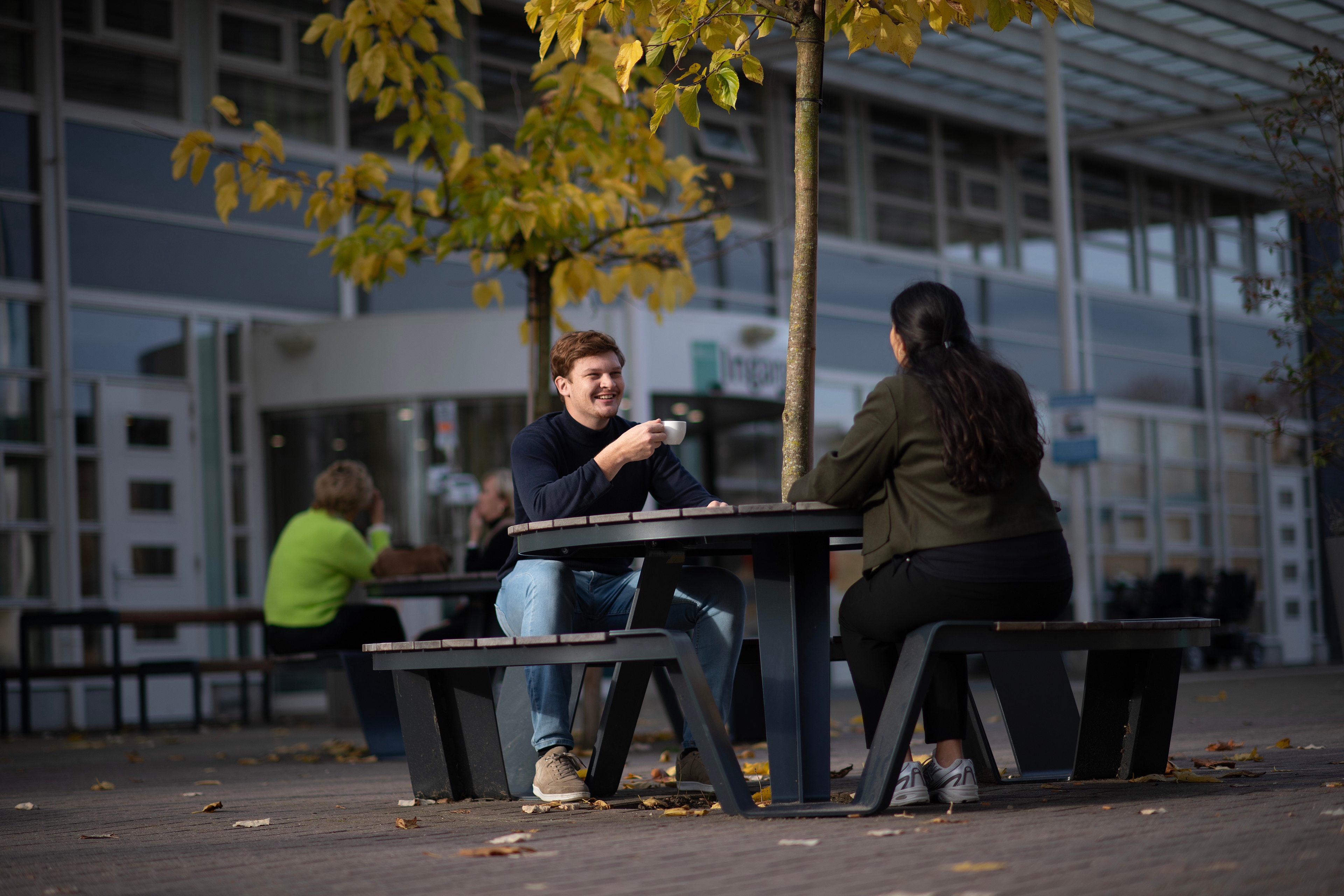 Bezoekers Terras Bertjan Veronique 101125