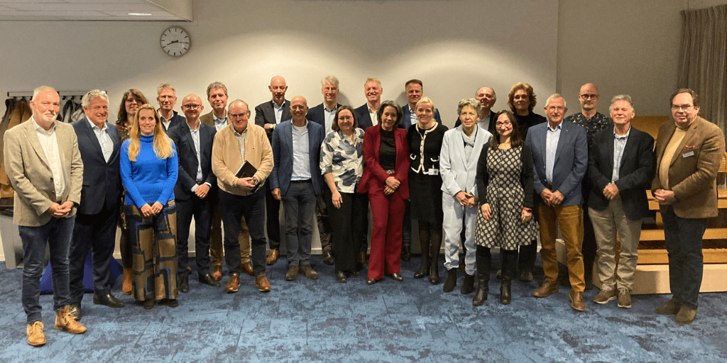 toezichthouders van netwerk Rivierenland Samen Beter